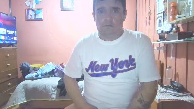 maecelitio live cam on Cam4