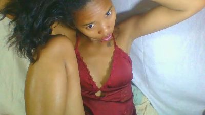 maellah1 live cam on Cam4