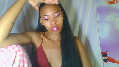 maellah1 live cam on Cam4