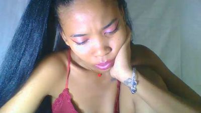 maellah1 live cam on Cam4