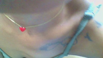 maellah1 live cam on Cam4