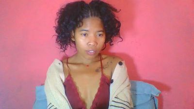 maellah1 live cam on Cam4