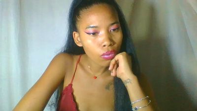 maellah1 live cam on Cam4