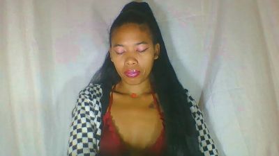 maellah1 live cam on Cam4