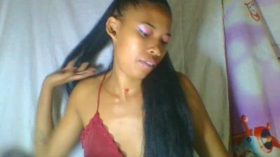 maellah1 live cam on Cam4