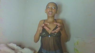 maeva61 live cam on Cam4