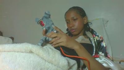 maeva61 live cam on Cam4