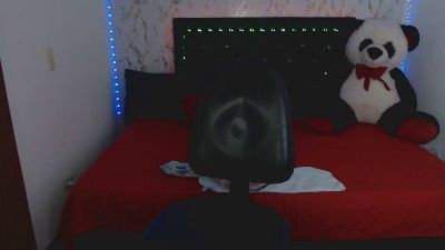 magda_curvy2324 live cam on Cam4