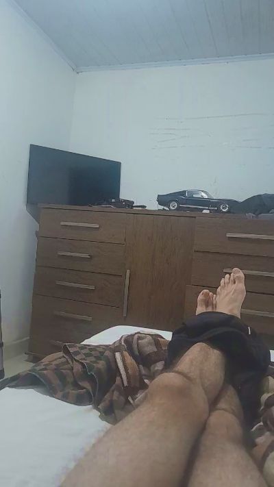 magrelinho90 live cam on Cam4