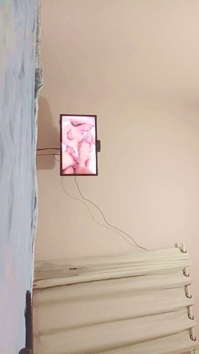 magro49 live cam on Cam4