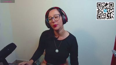 mahina84_ live cam on Cam4