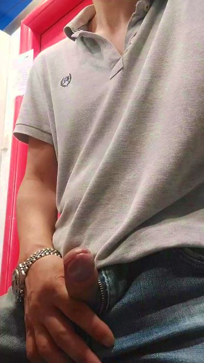 maialone55 live cam on Cam4