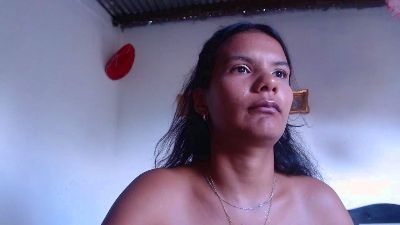 maidy_19 live cam on Cam4