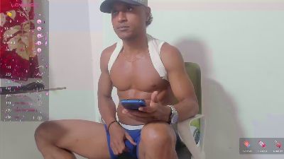 maik_alen_sexy1 live cam on Cam4