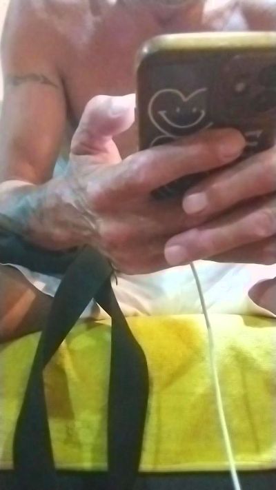 maikel203 live cam on Cam4