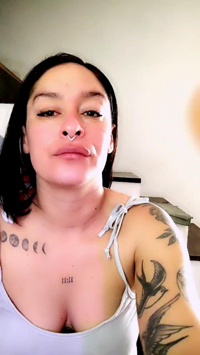 maimaixxx live cam on Cam4