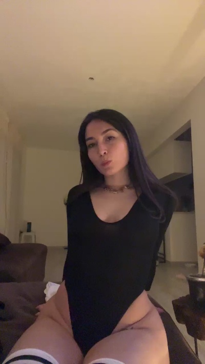 maite54 live cam on Cam4
