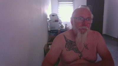 maitrenoel live cam on Cam4