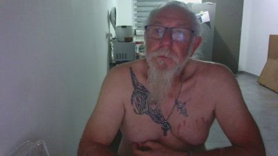 maitrenoel live cam on Cam4