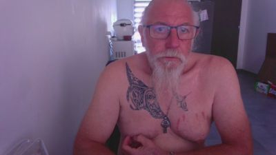 maitrenoel live cam on Cam4