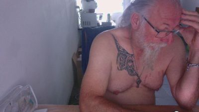 maitrenoel live cam on Cam4