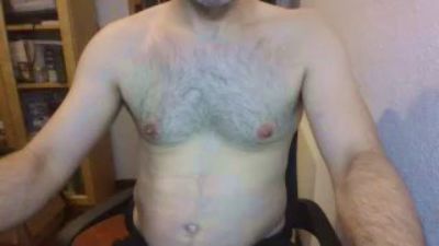 majete1980 live cam on Cam4