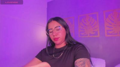 majo_rose live cam on Cam4