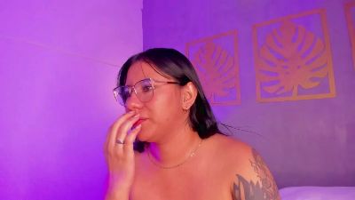 majo_rose live cam on Cam4