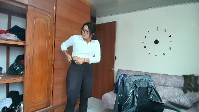 majo_soussa live cam on Cam4