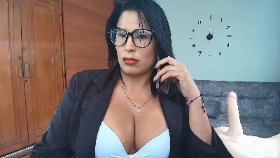 majo_soussa live cam on Cam4