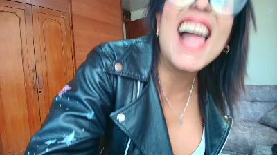 majo_soussa live cam on Cam4