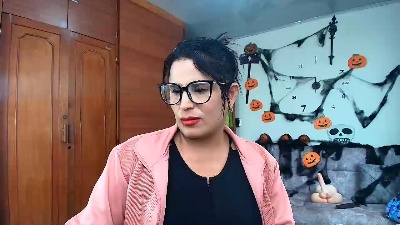 majo_soussa live cam on Cam4