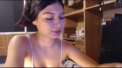majolol1 live cam on Cam4