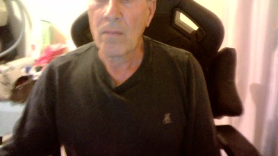 makis89 live cam on Cam4
