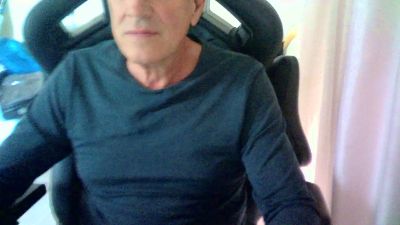 makis89 live cam on Cam4