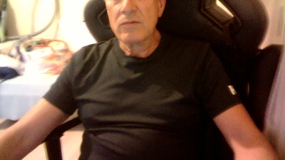 makis89 live cam on Cam4
