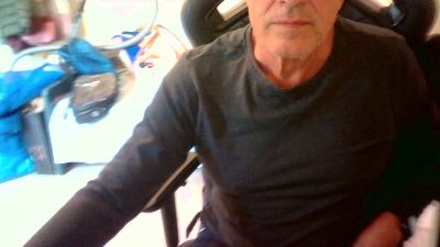 makis89 live cam on Cam4