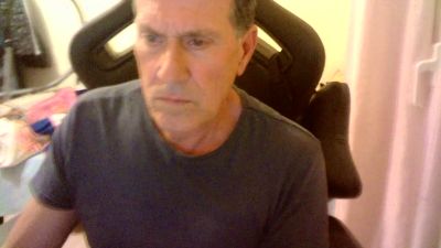 makis89 live cam on Cam4