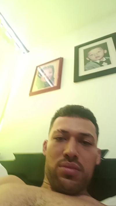 makleyn live cam on Cam4
