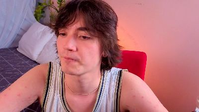 maks_brayn live cam on Cam4