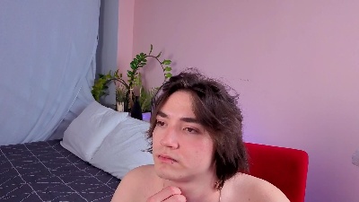 maks_brayn live cam on Cam4