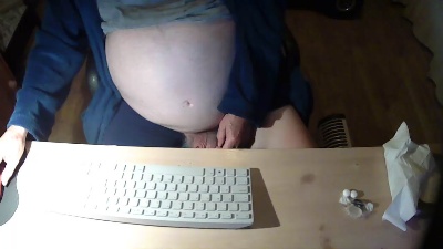 male1943 live cam on Cam4