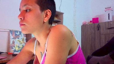 malikaxnoor live cam on Cam4
