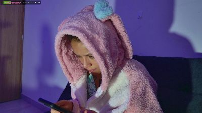 malikaxnoor live cam on Cam4