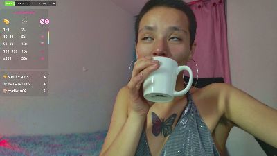 malikaxnoor live cam on Cam4