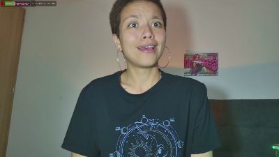 malikaxnoor live cam on Cam4