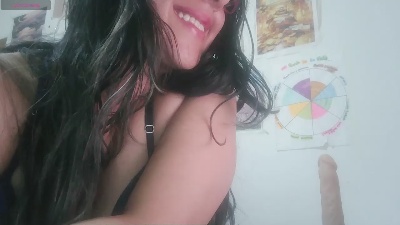 malishka20 live cam on Cam4