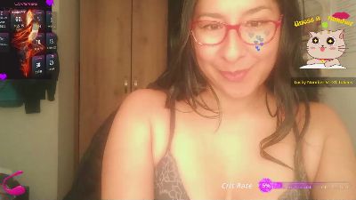 malishka20 live cam on Cam4
