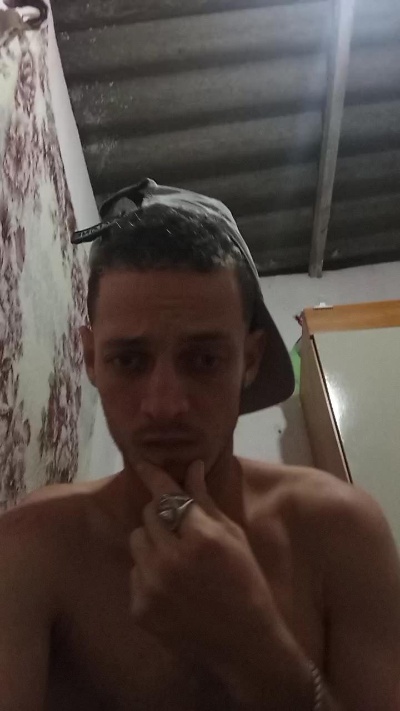 maloka4_hot live cam on Cam4