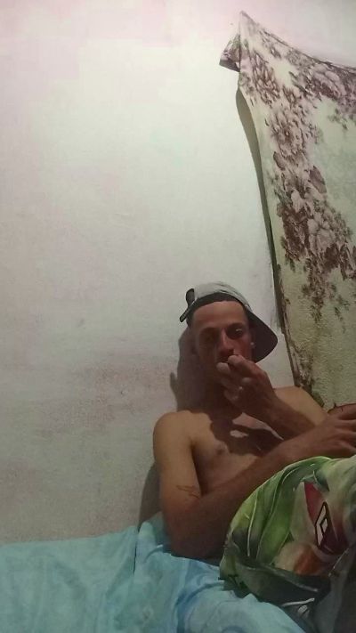 maloka4_hot live cam on Cam4
